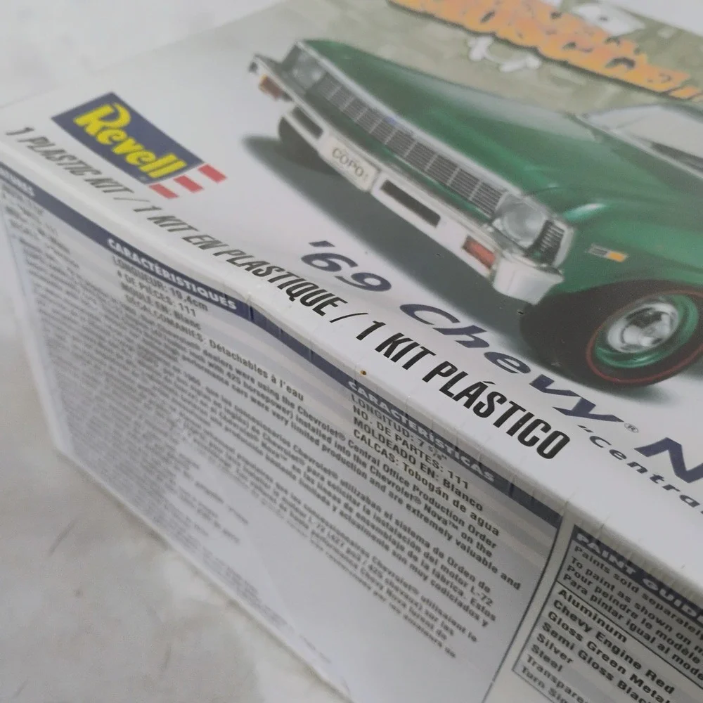 Revell Muscle 69 Chevy Nova COPO 1:25 Scale Plastic Model Car Kit 85-4274 NEW